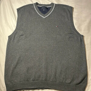 Tommy Hilfiger Men’s Gray Pullover Sweater Vest size XL